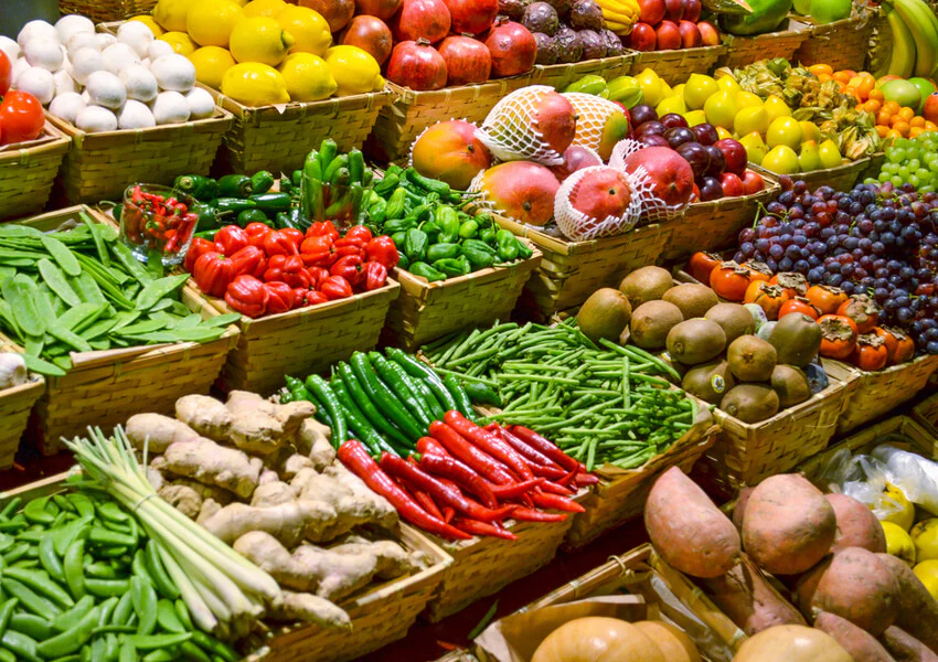 FRUITS AND VEGETABLES